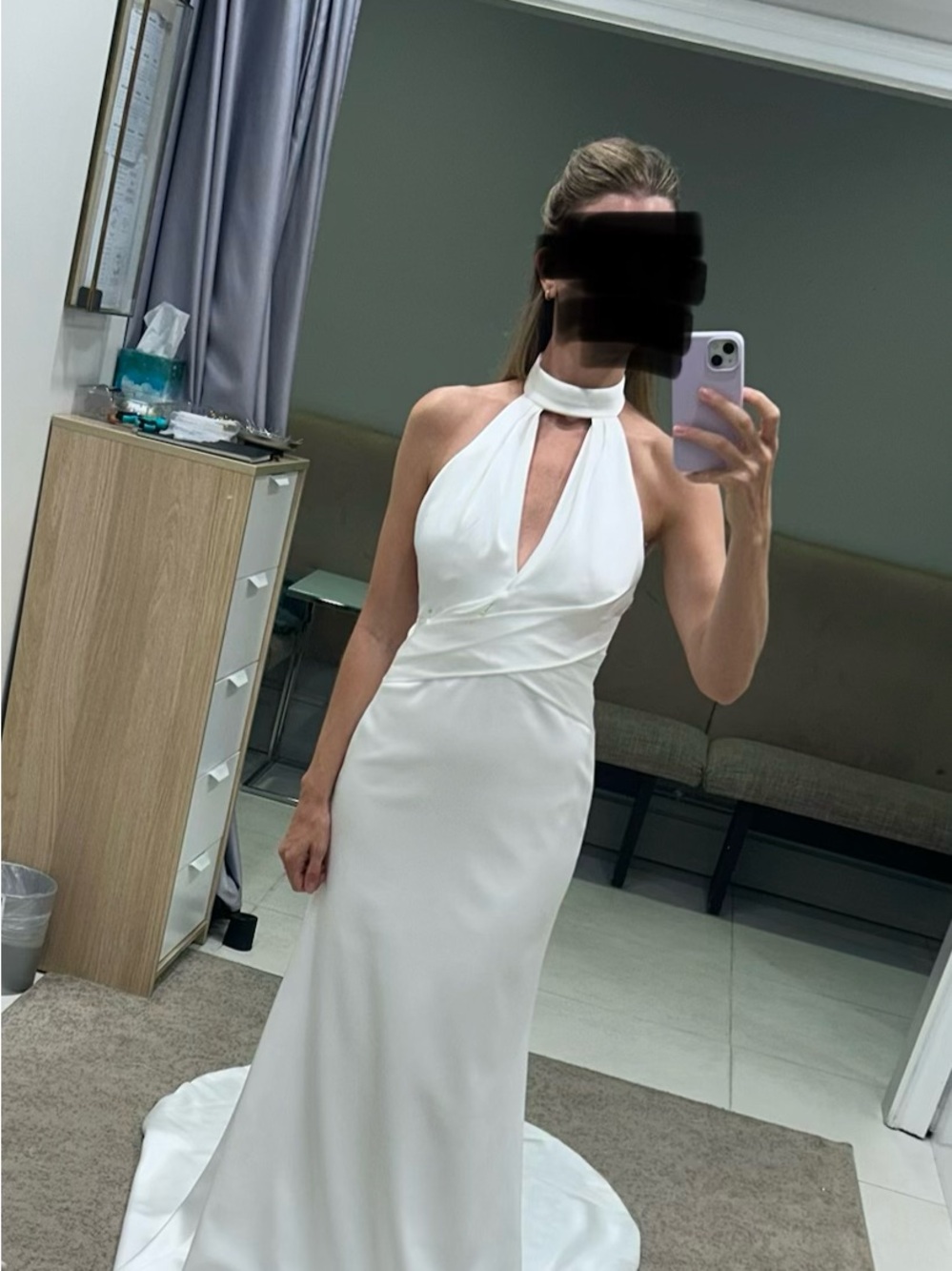 Chic White Halter-Neck Bridal Gown